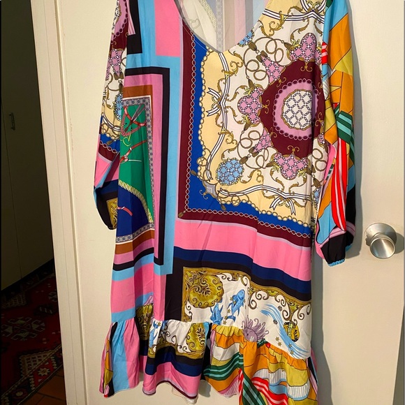 SHEIN Dresses & Skirts - Multicolored shift dress with a ruffle hem